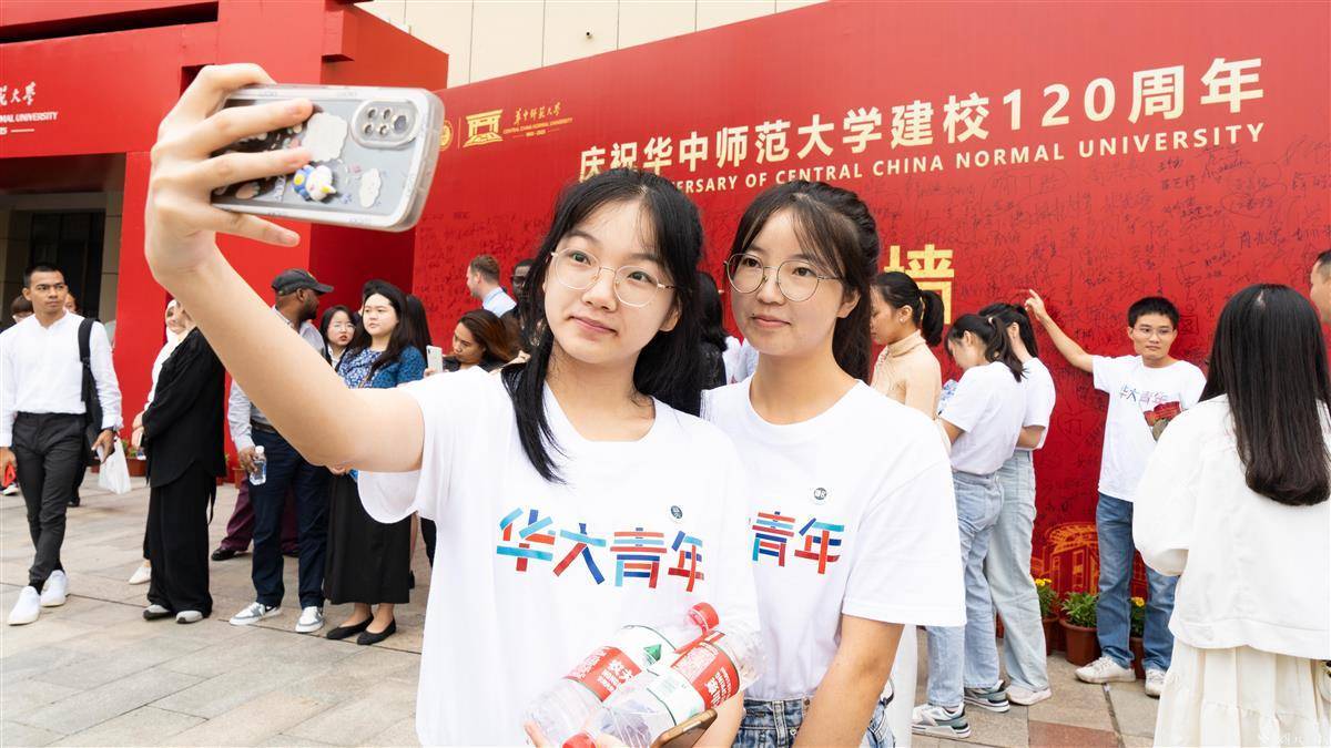 img/b3427f4f787578cb43123a17f545f473.jpeg
